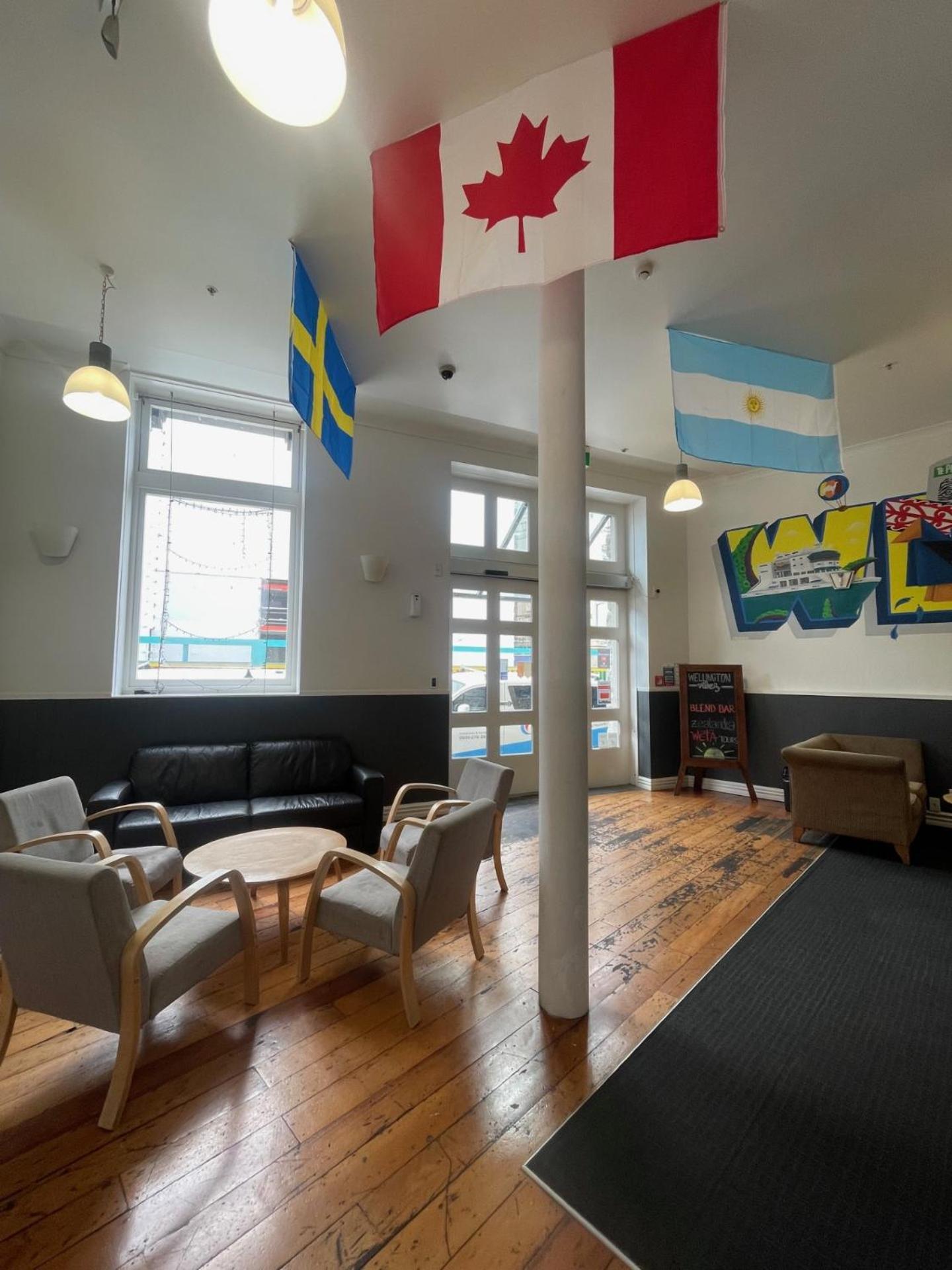 Nomads Capital Backpackers - (adults Only) Hostal